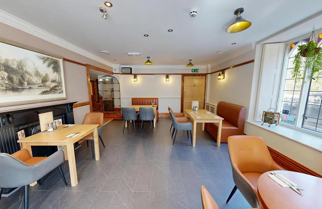 High Tor Hotel-1